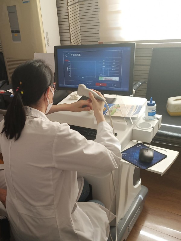 上海市楊浦區中心醫院引進品源醫療骨密度儀, 非常感謝醫院對我們產品的認可 上海市楊浦區中心醫院引進品源醫療骨密度儀, 非常感謝醫院對我們產品的認可